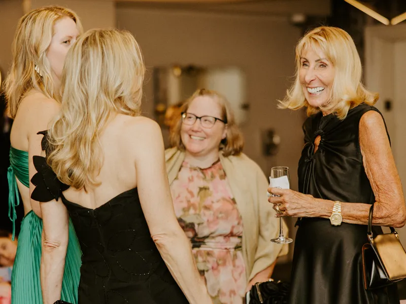 Wedding guests enjoying drinks during cocktail hour at a Pittsburgh wedding with Soundwaves Event Group DJ services