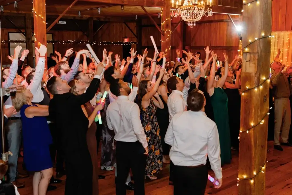 Packed dance floor at a wedding reception at White Barn in Prospect, PA with high-energy DJ entertainment by Soundwaves Event Group